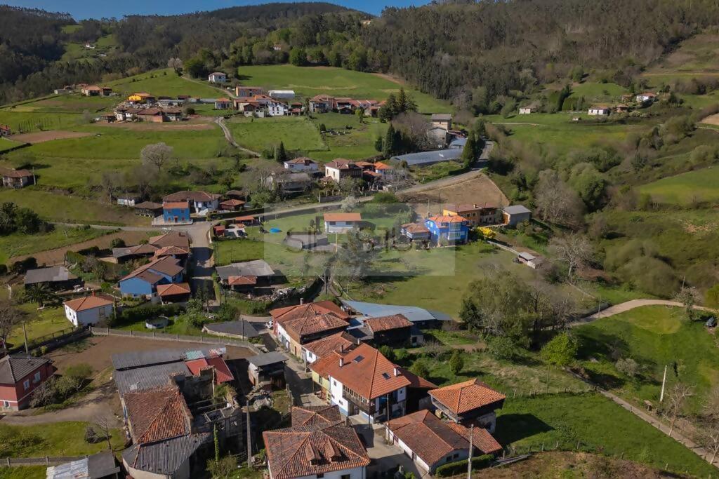 La Casona Del Cura I By Silastur Pravia Exterior foto